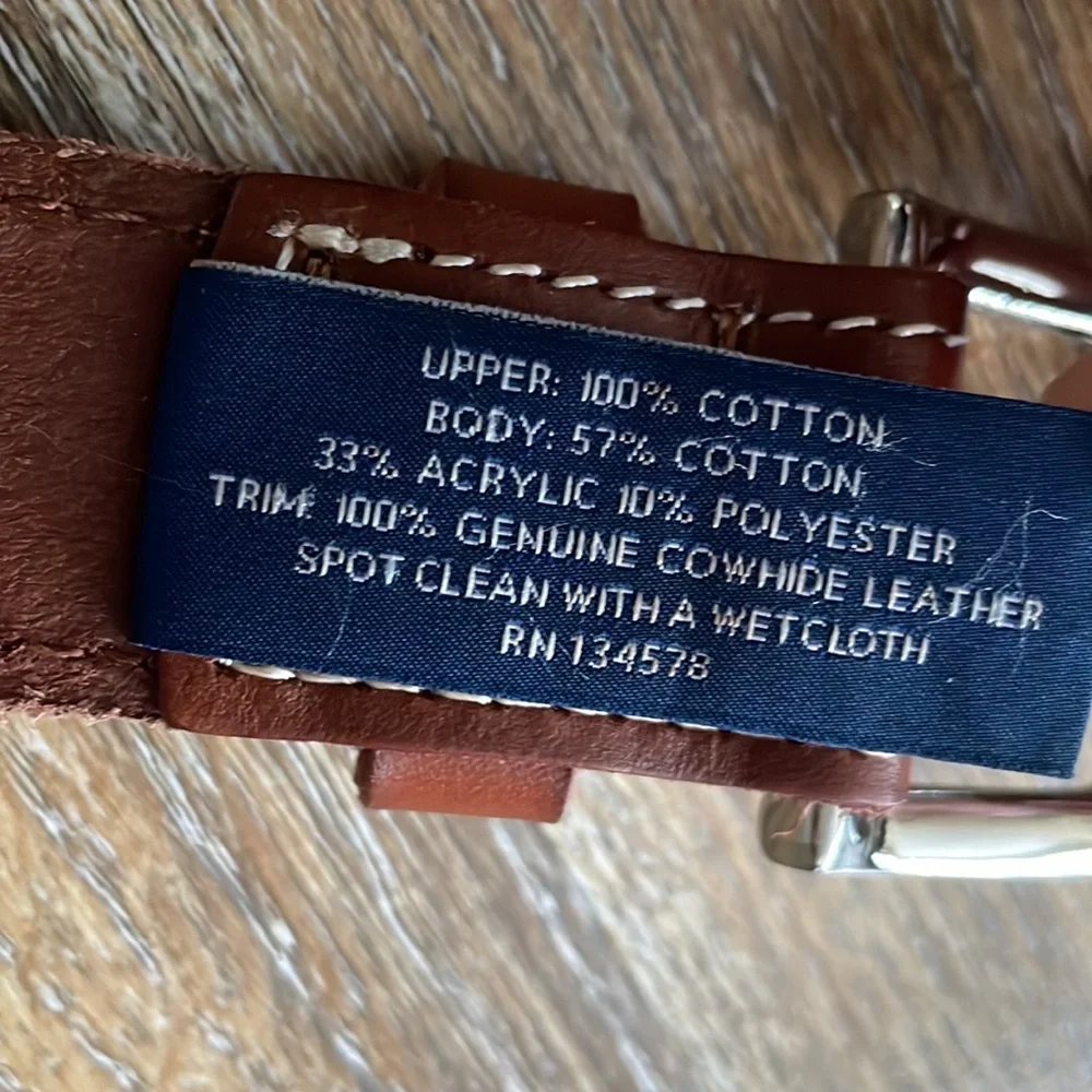 Vineyard Vines Pineapple Canvas and Leather Belt